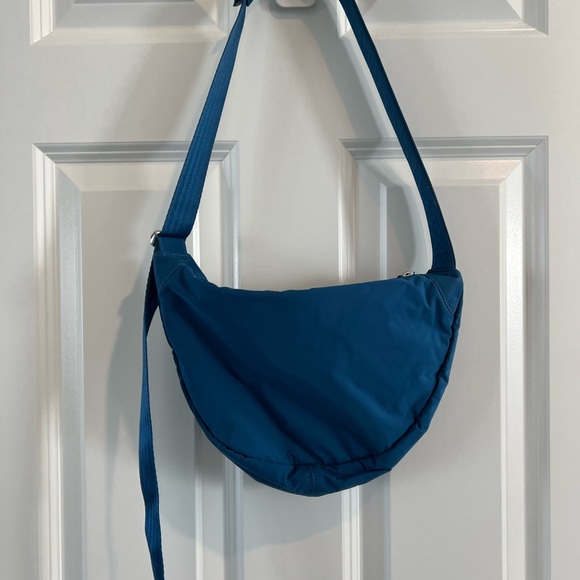 Athleta Teal Crossbody Bag - Picture 3 of 5